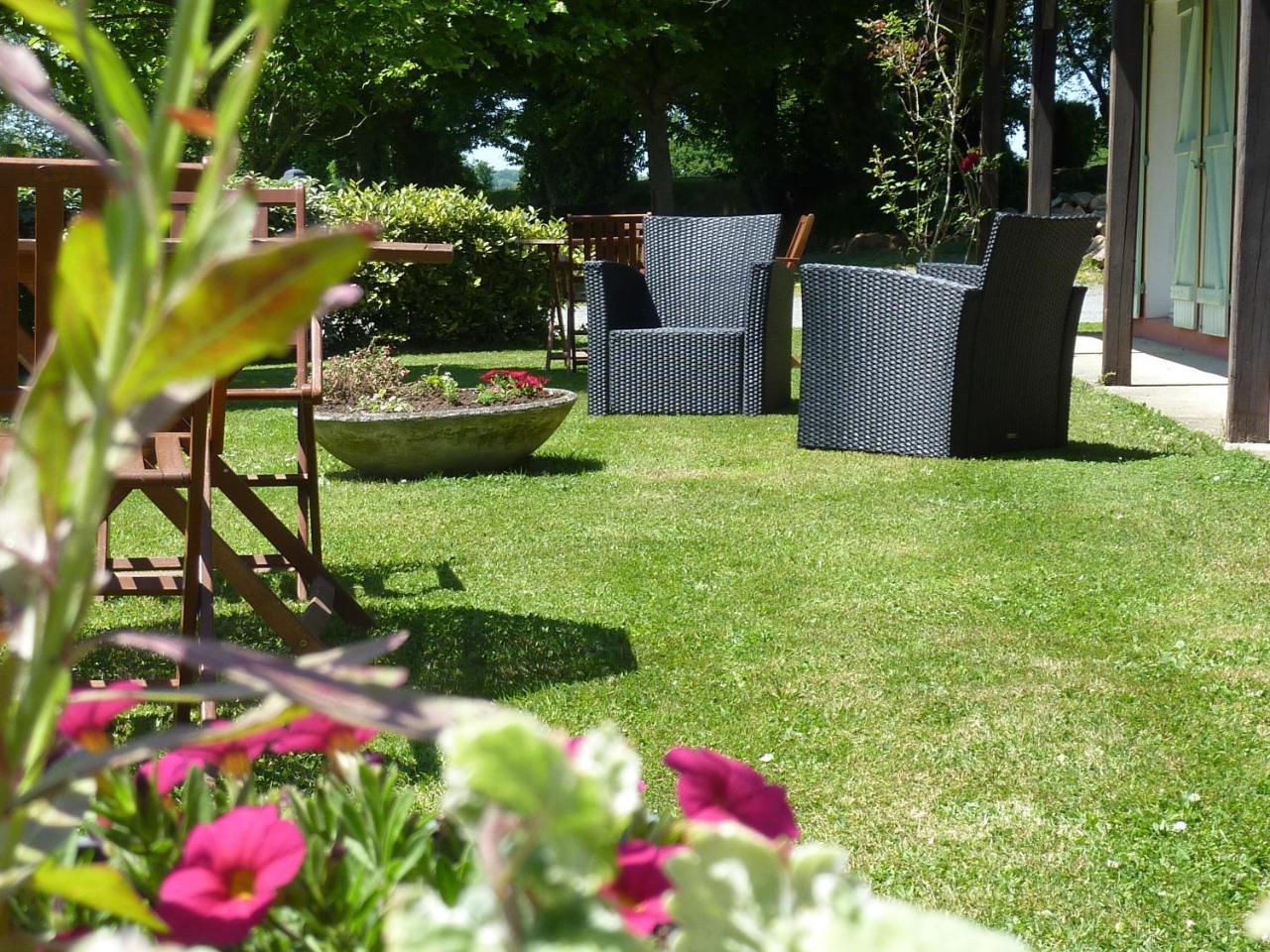 Le Relais Des Tuileries Ξενοδοχείο Sereilhac Εξωτερικό φωτογραφία